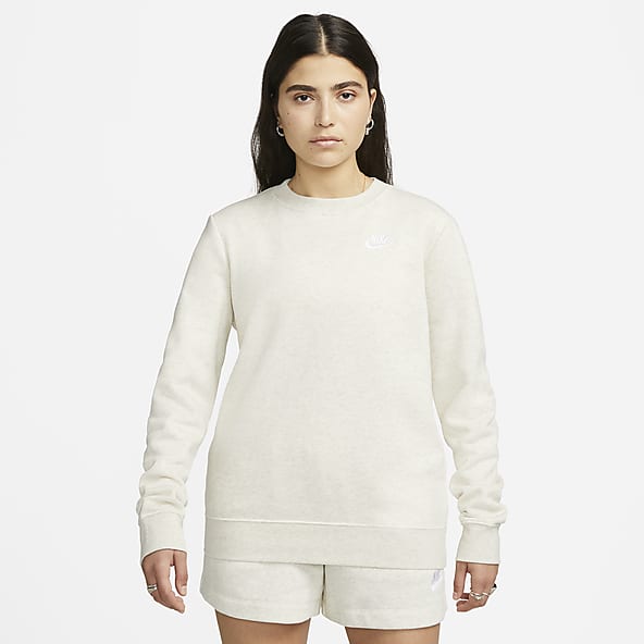 #67 | Nike Sportswear Club Fleece
Women's Crew-Neck Sweatshirt