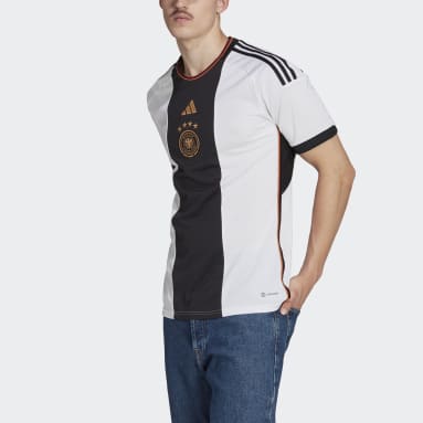 #85 | Germany 22 Home Jersey
Men's Soccer
2 colors