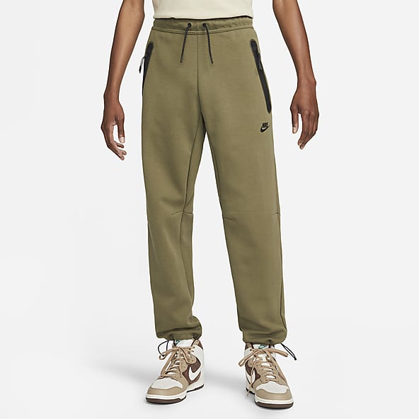 #100 | Nike Sportswear Tech Fleece
Men's Pants