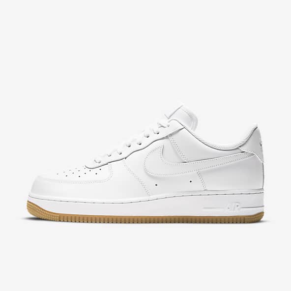 #21 | Nike Air Force 1 '07
Men's Shoes